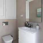 Luxury Townhouse, Infinity Pool & Ocean Views *