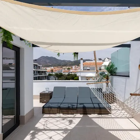 Luxury Townhouse With Rooftop Infinity Pool And Ocean Views Torremolinos