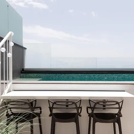 Apartment Luxury Townhouse With Rooftop Infinity Pool And Ocean Views