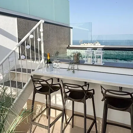 Apartamento Luxury Townhouse, Infinity Pool & Ocean Views *