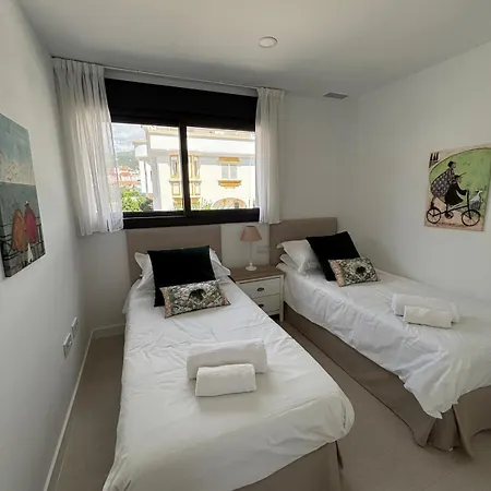 Luxury Townhouse, Infinity Pool & Ocean Views Apartment Torremolinos