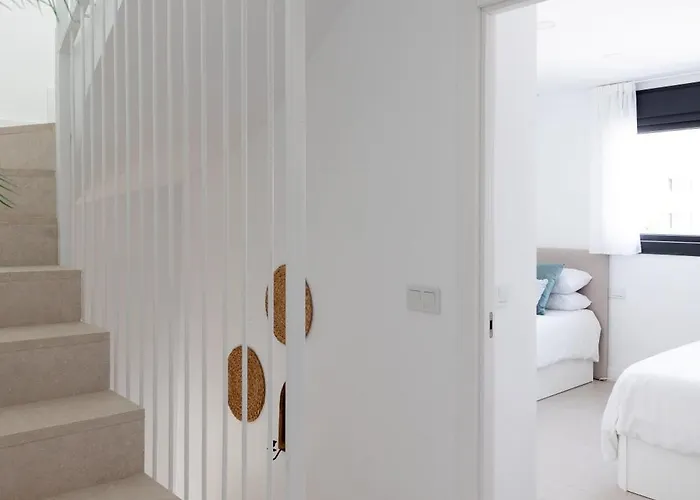 Lägenhet Luxury Townhouse, Infinity Pool & Ocean Views Torremolinos